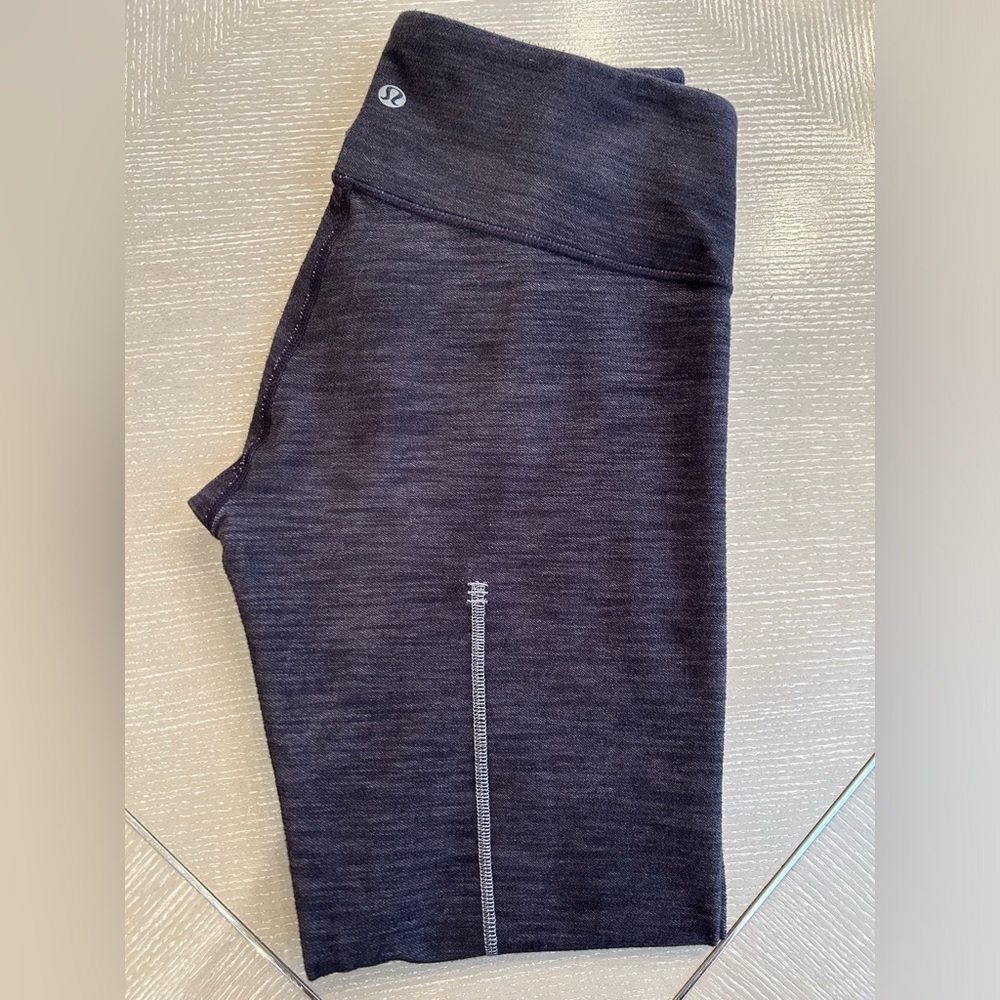 LuluLemon leggings charcoal gray